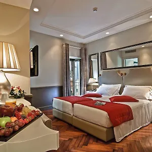 Lunetta 4*, Roma Italia